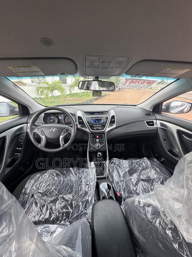 Hyundai Elantra SE 4dr Sedan (1.8L 4cyl 6A) 2015 Black