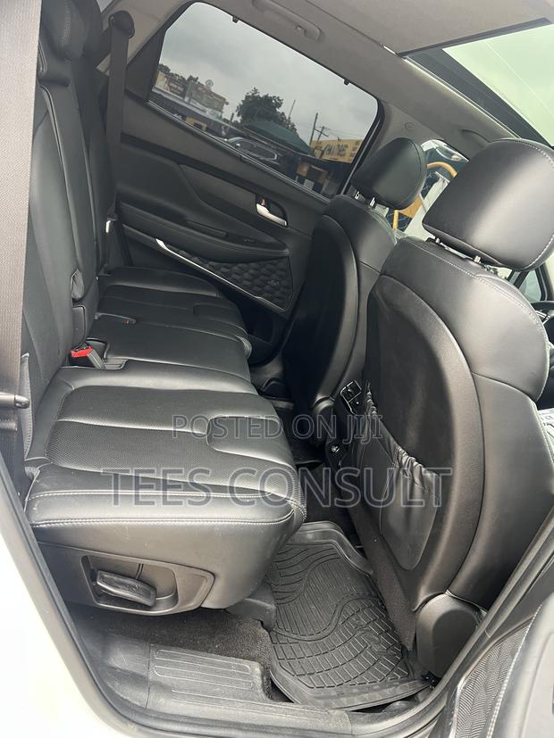 Hyundai Santa Fe 2023 White