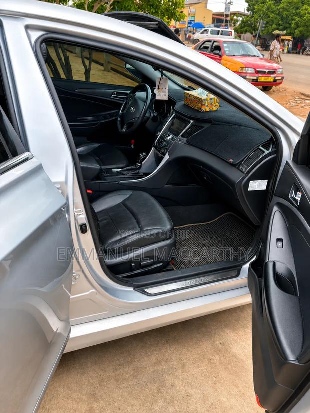Hyundai Sonata 2012 Gray