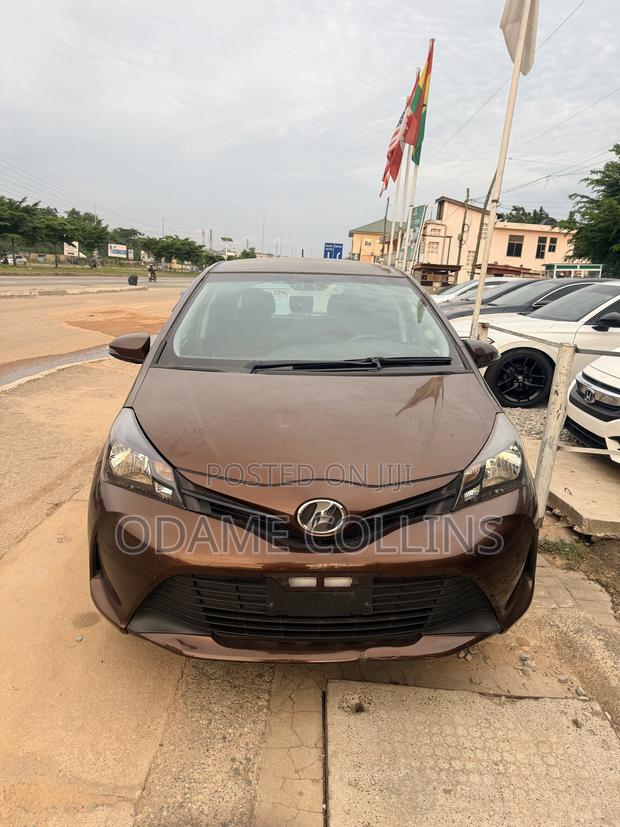 Toyota Vitz 1.3 FWD 5dr 2015