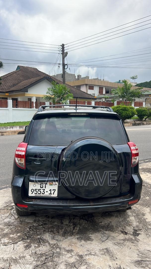 Toyota RAV4 2.5 2012 Black