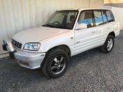 Toyota RAV4 Automatic 2000 White for sale