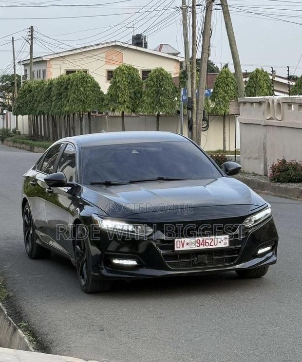 Honda Accord Sport (1.5L 4cyl Turbo CVT) 2019 Black
