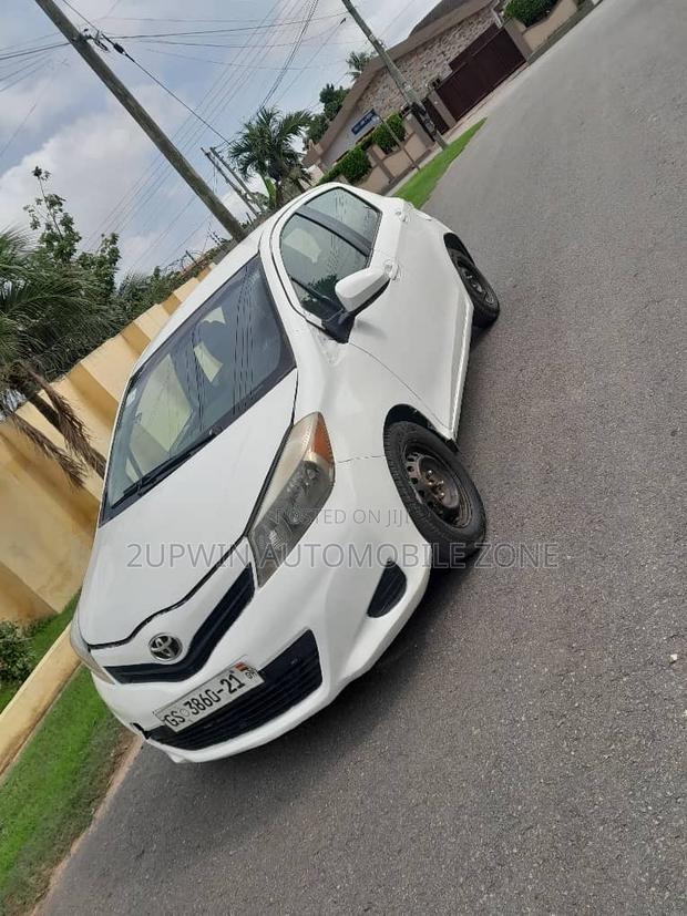 Toyota Yaris 2013 White