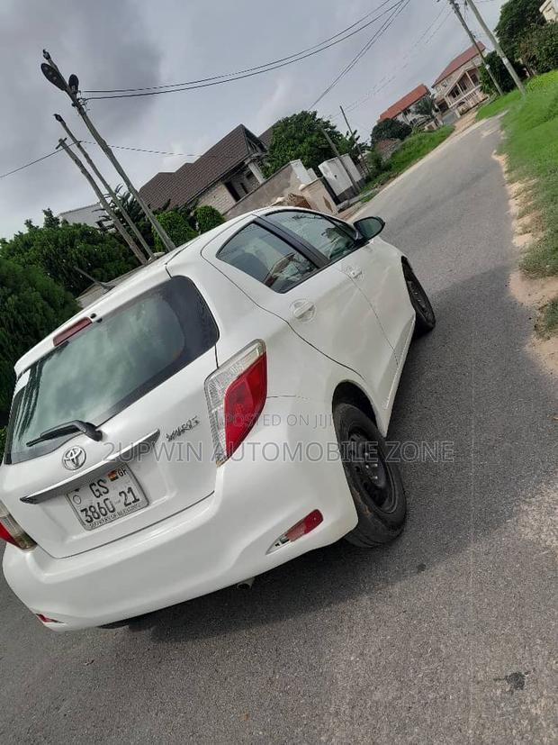 Toyota Yaris 2013 White
