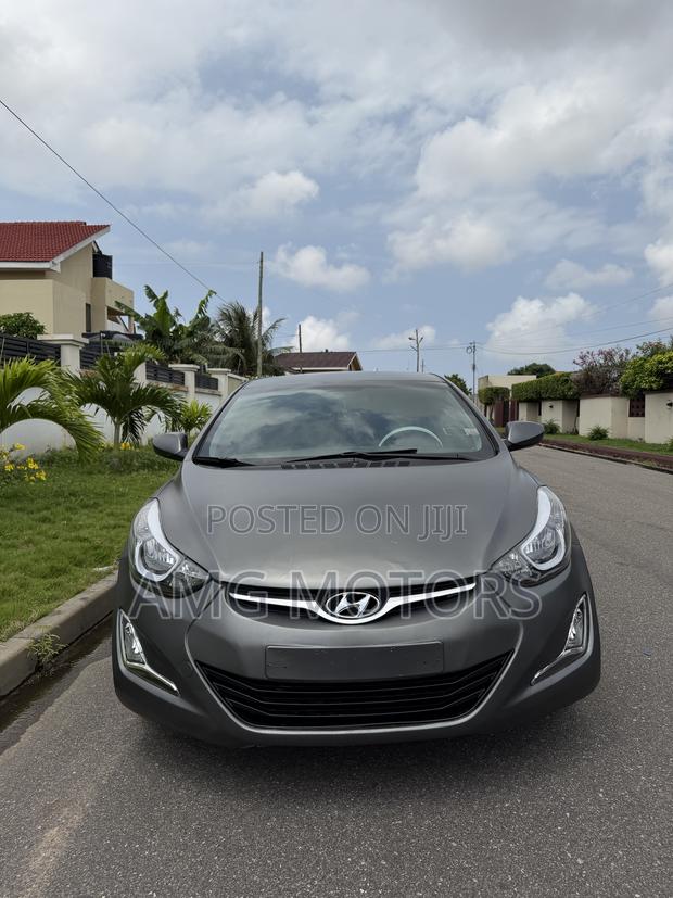 Hyundai Elantra Limited 4dr Sedan (1.8L 4cyl 6A) 2015 Gray