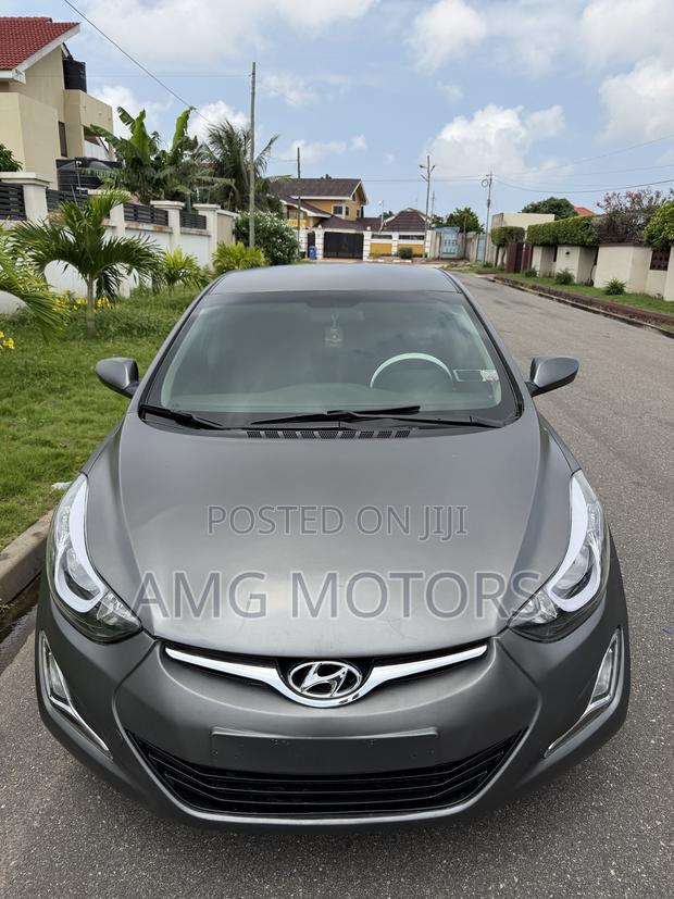 Hyundai Elantra Limited 4dr Sedan (1.8L 4cyl 6A) 2015 Gray