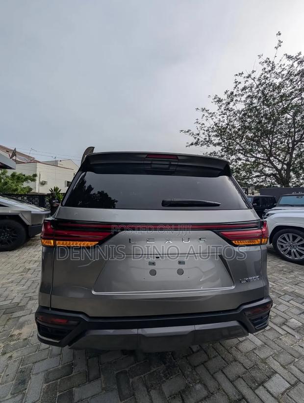 New Lexus LX 2025 Silver