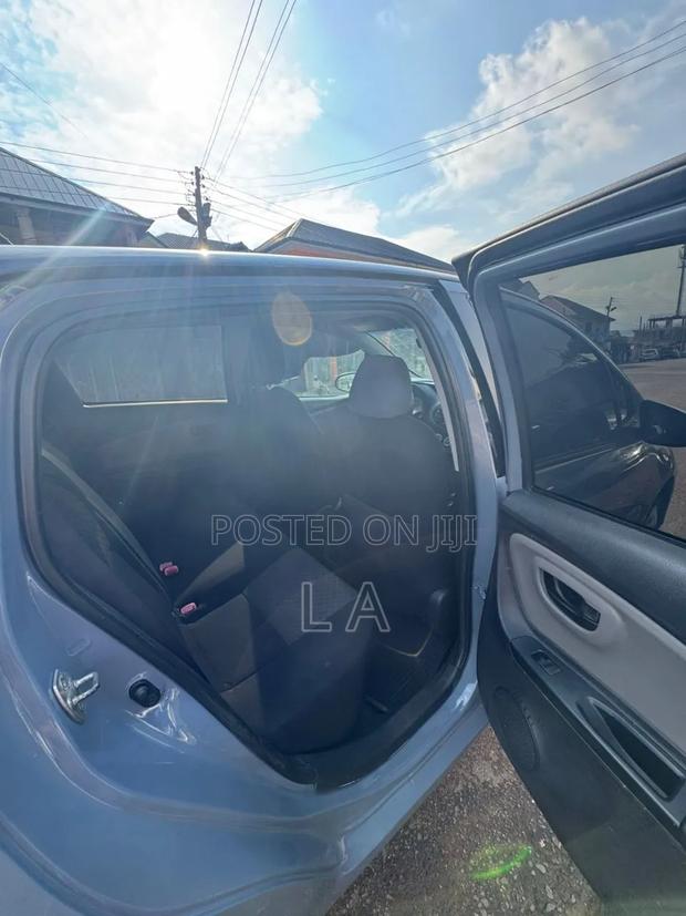 Toyota Yaris 2015 Gray