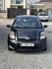 Toyota Vitz 2010 Black for sale