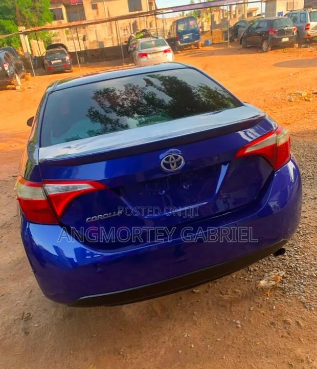 Toyota Corolla 2015 Blue