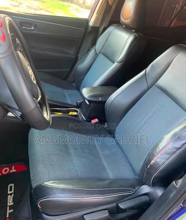 Toyota Corolla 2015 Blue