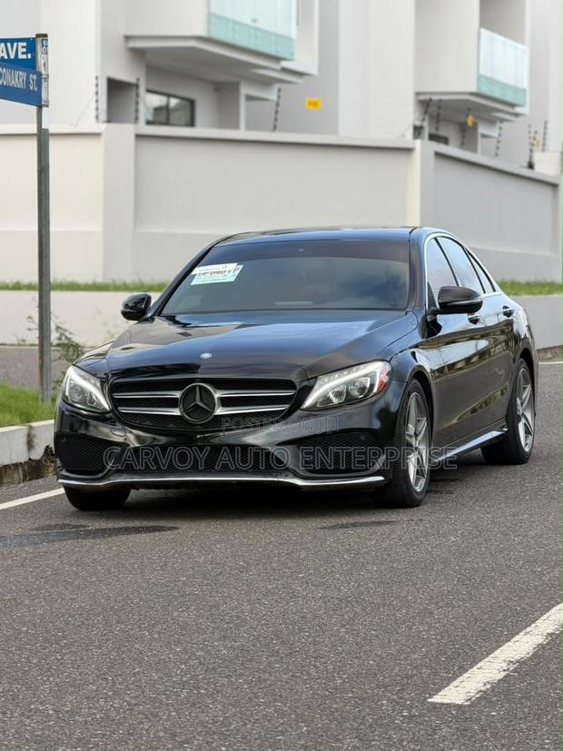Mercedes-Benz C300 Sport 4Matic Sedan AWD (2.0L 4cyll 7A) 2016 Black