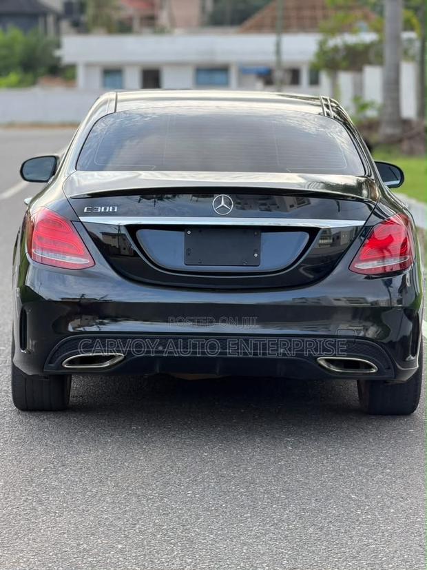 Mercedes-Benz C300 Sport 4Matic Sedan AWD (2.0L 4cyll 7A) 2016 Black