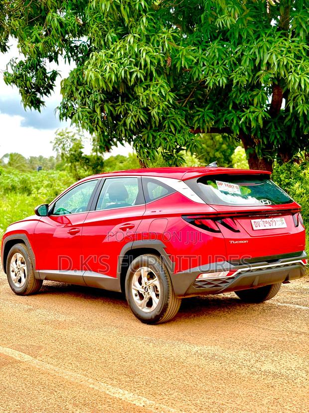 Hyundai Tucson 2022 Red