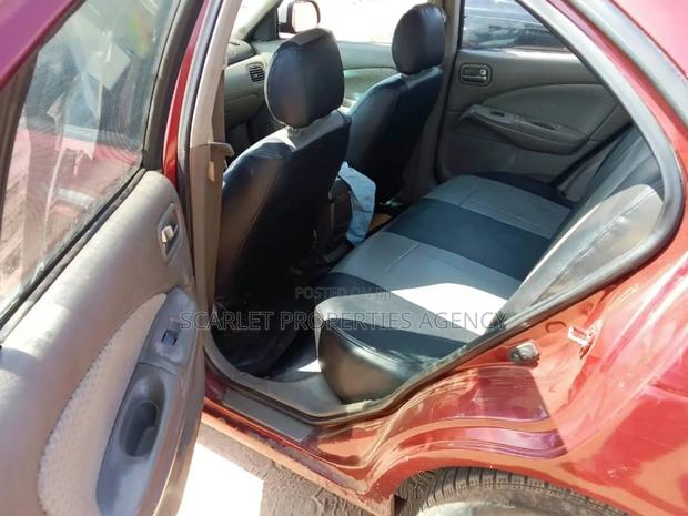 Nissan Sentra 2006 Red
