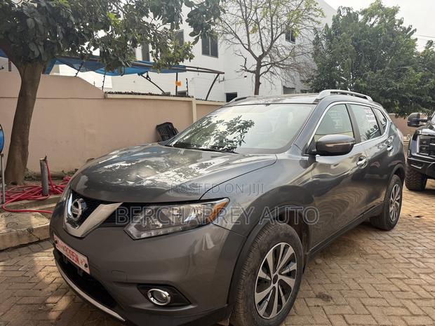 Nissan Rogue SV FWD 2016 Gray