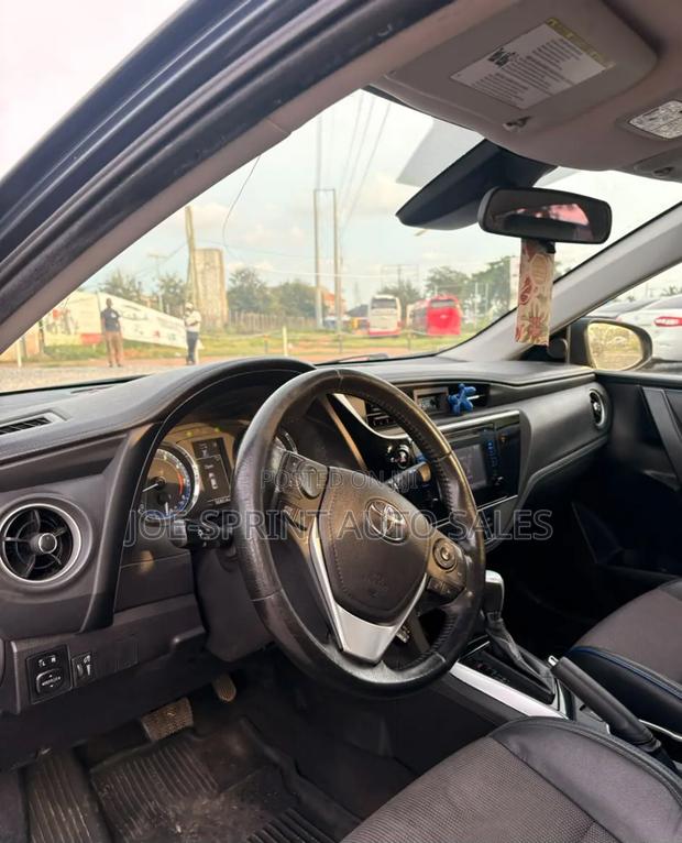 Toyota Corolla 2019 Gray