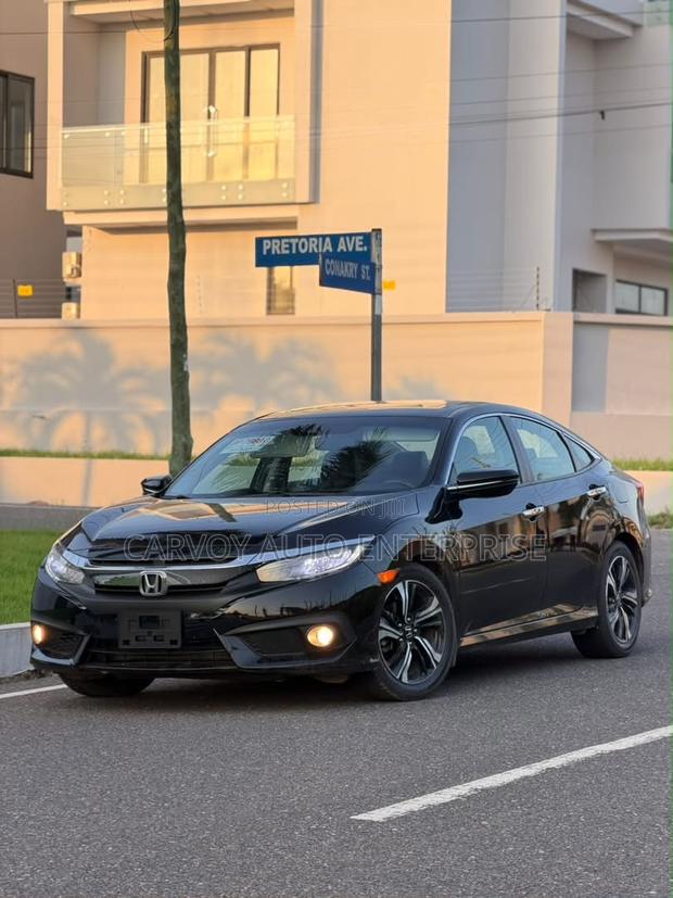Honda Civic Touring Sedan 2018 Black