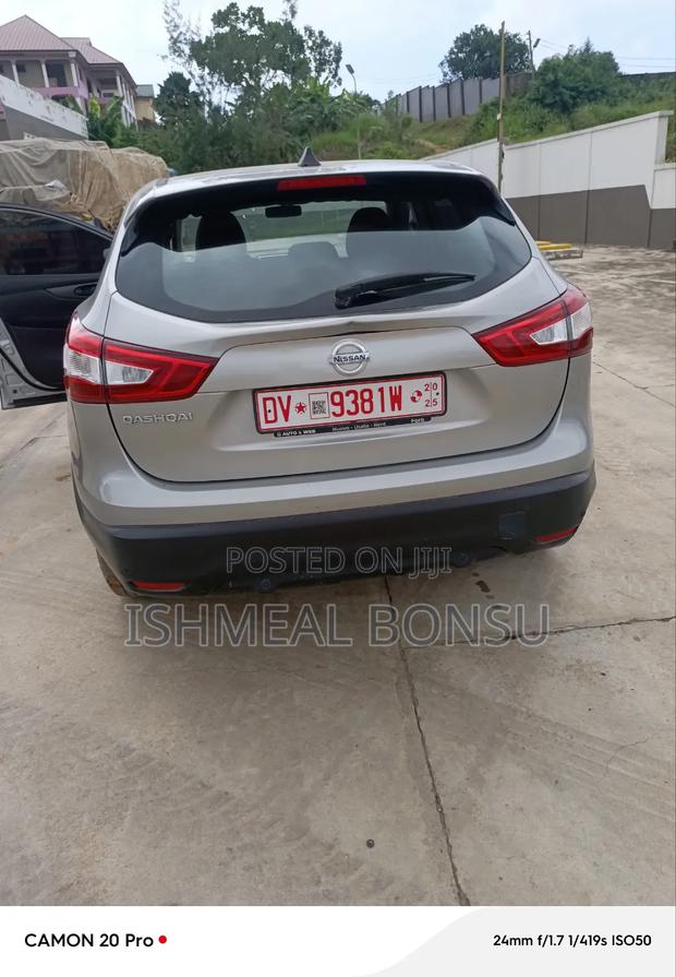 Nissan Qashqai 2017 Gray