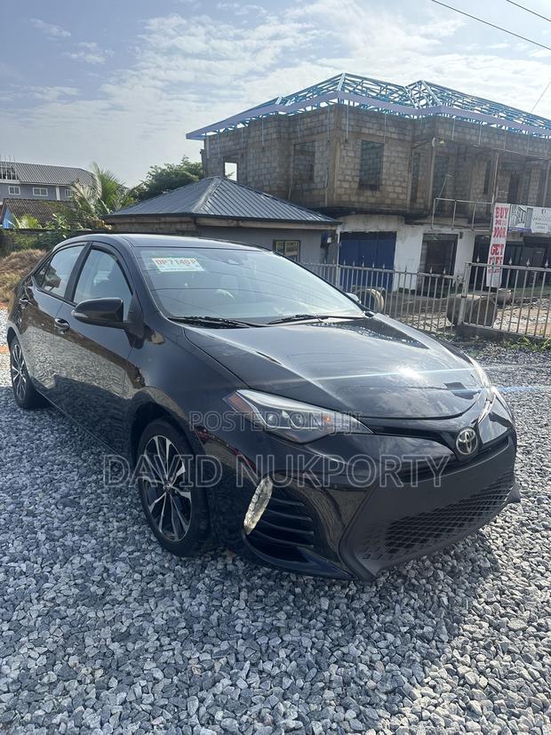 Toyota Corolla 2018 Black