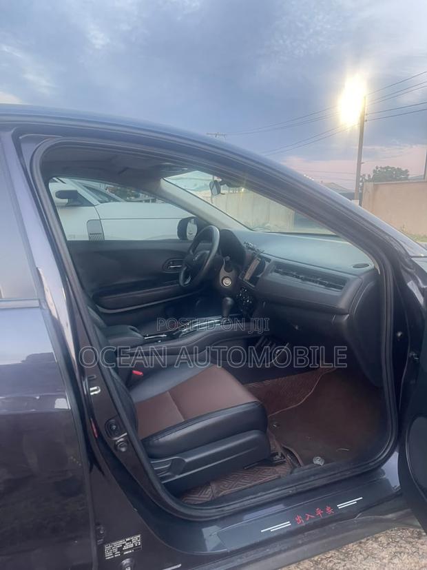 Honda Vezel 1.5 2WD 2020 Black