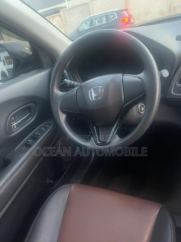 Honda Vezel 1.5 2WD 2020 Black