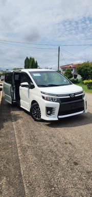 Toyota Voxy 2016 White for sale