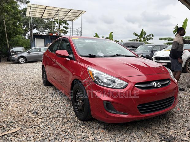 Hyundai Accent SE Sedan 2016 Red
