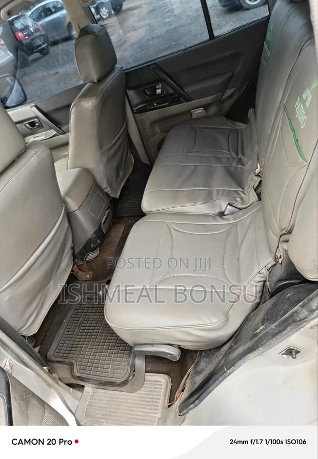 Mitsubishi Pajero 2005 Gray