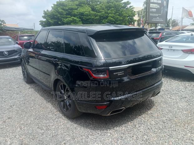 Land Rover Range Rover Sport SE 4x4 (3.0L 6cyl 8A) 2016 Black