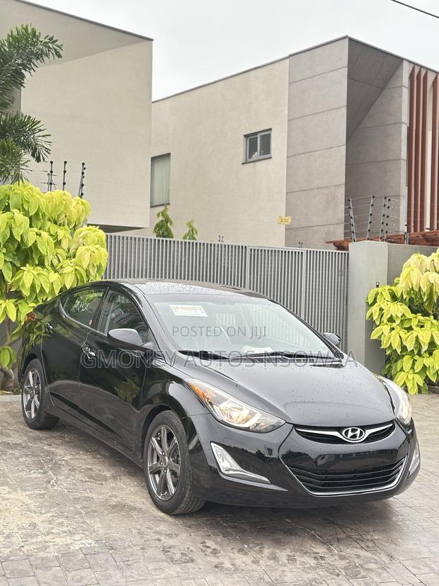 Hyundai Elantra Limited Sedan FWD (1.8L 4cyl 6A) 2016 Black