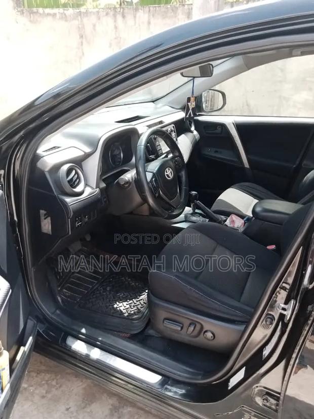 Toyota RAV4 2014 Matt Black