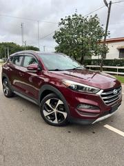 Hyundai Tucson Limited AWD 2017 Burgundy for sale