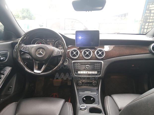 Mercedes-Benz C250 2018 White