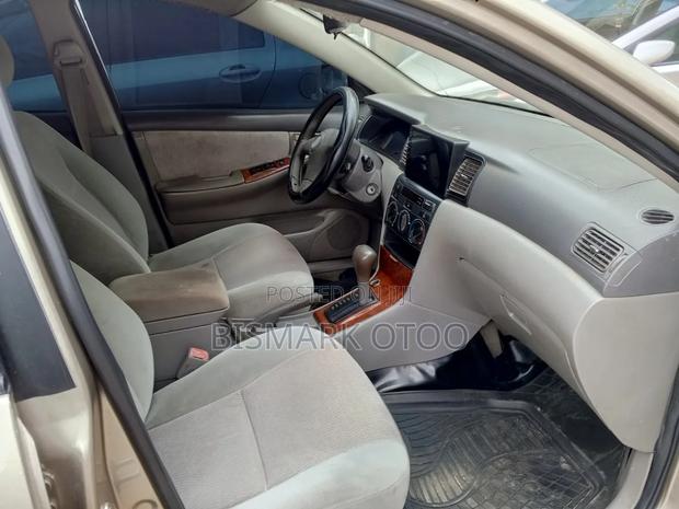 Toyota Corolla 2007 Gray