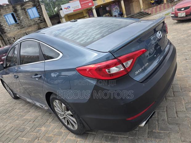 Hyundai Sonata 2017 Blue