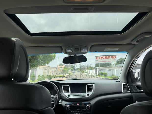 Hyundai Tucson Limited AWD 2018 White