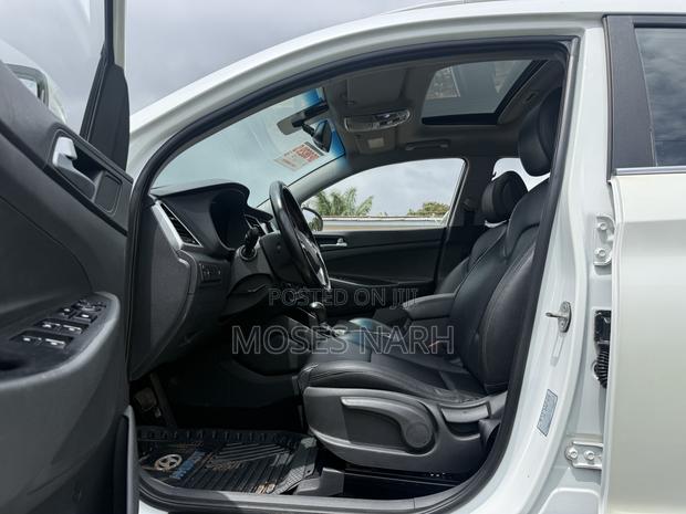 Hyundai Tucson Limited AWD 2018 White