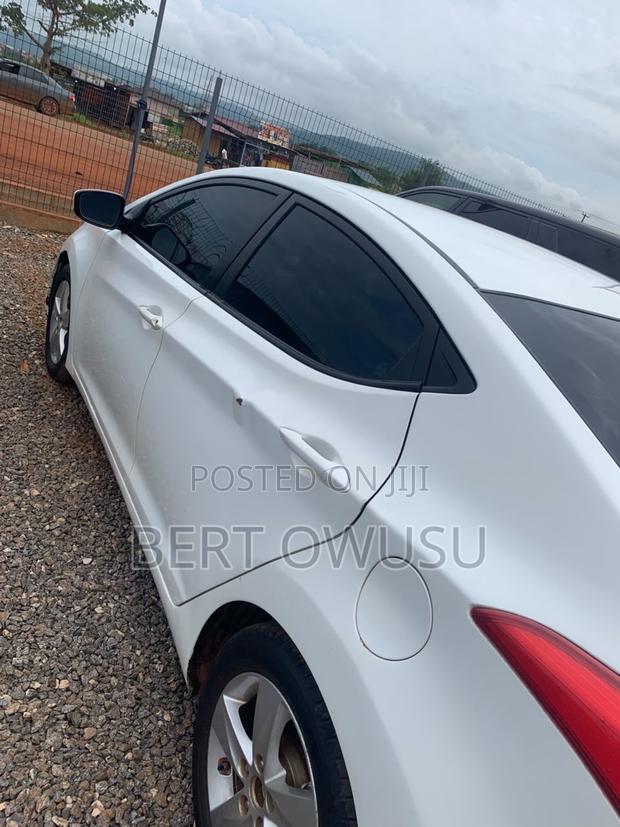 Hyundai Elantra 2013 White
