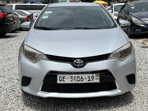 Toyota Corolla LE 4dr Sedan (1.8L 4cyl CVT) 2016 Silver