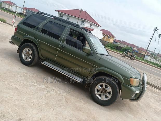 Nissan Pathfinder 2004 Green