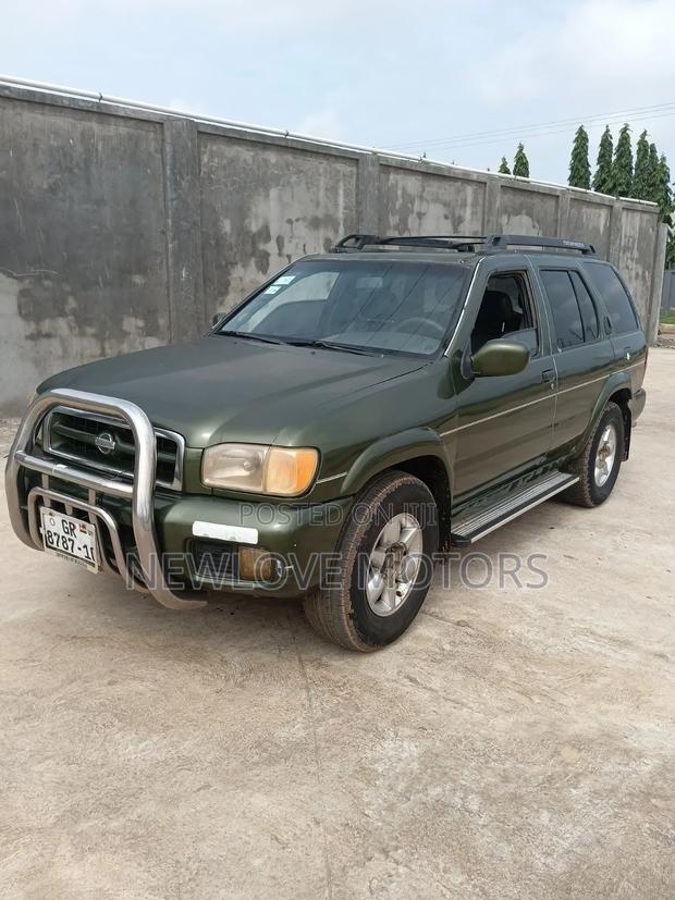 Nissan Pathfinder 2004 Green