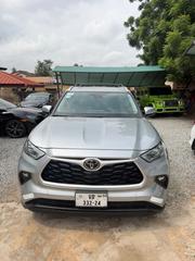 Toyota Highlander XLE 2022 Silver for sale