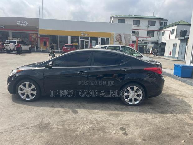 Hyundai Elantra 2013 Black