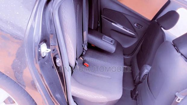 Toyota Yaris 2012 Black