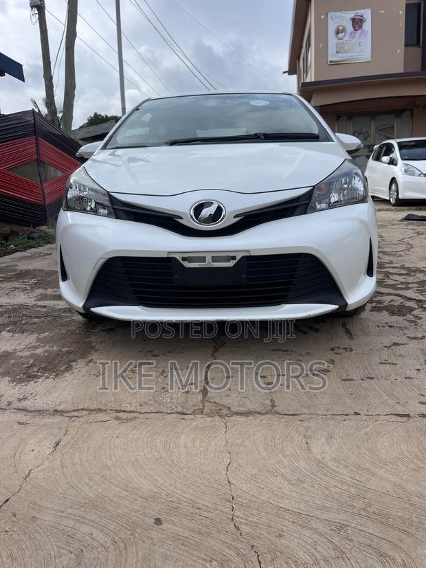 Toyota Vitz 1.3 AWD 3dr 2015 White