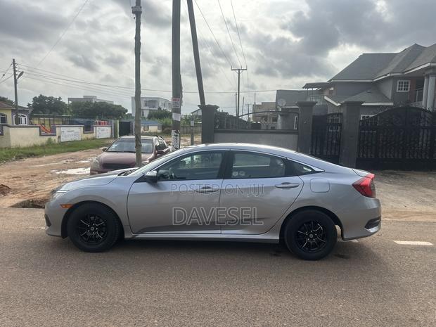 Honda Civic 2017 Silver