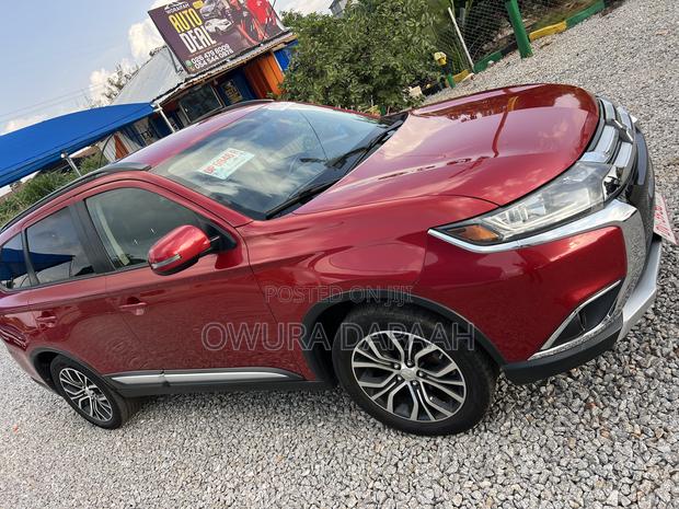 Mitsubishi Outlander 2.4 PHEV AWD 2017 Red