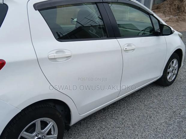 Toyota Vitz 2013 White